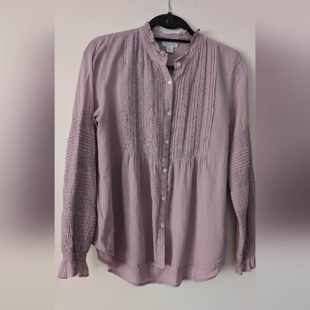 Dusty Rose Lace and Tuck Blouse Sz M